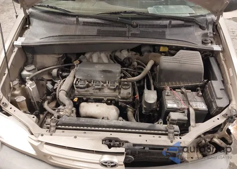 2000 Toyota Sienna Le z USA, uszkodzony, nr VIN 4T3ZF13C3YU243973